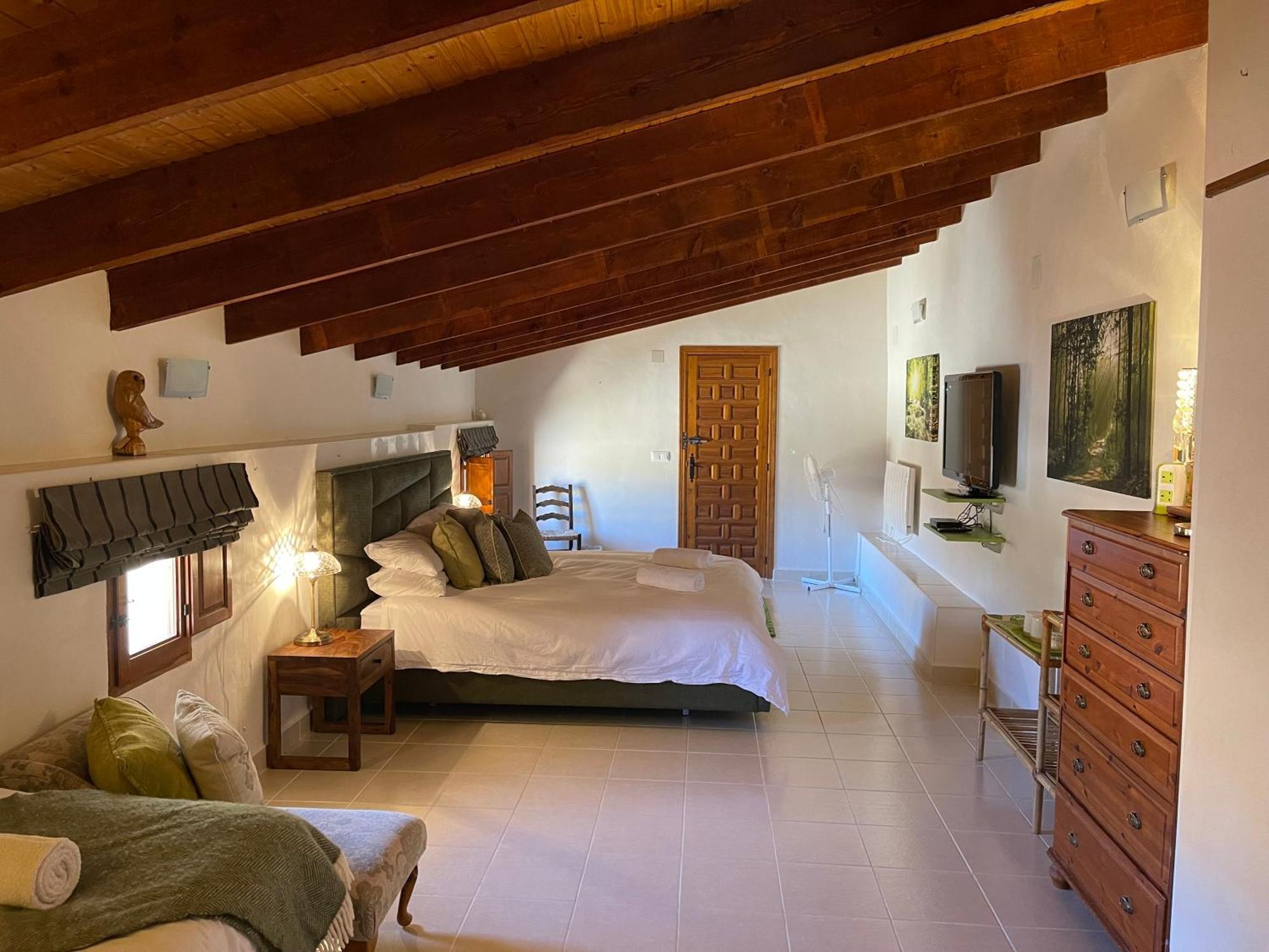 Grapevine Manor Monovar Quarto foto